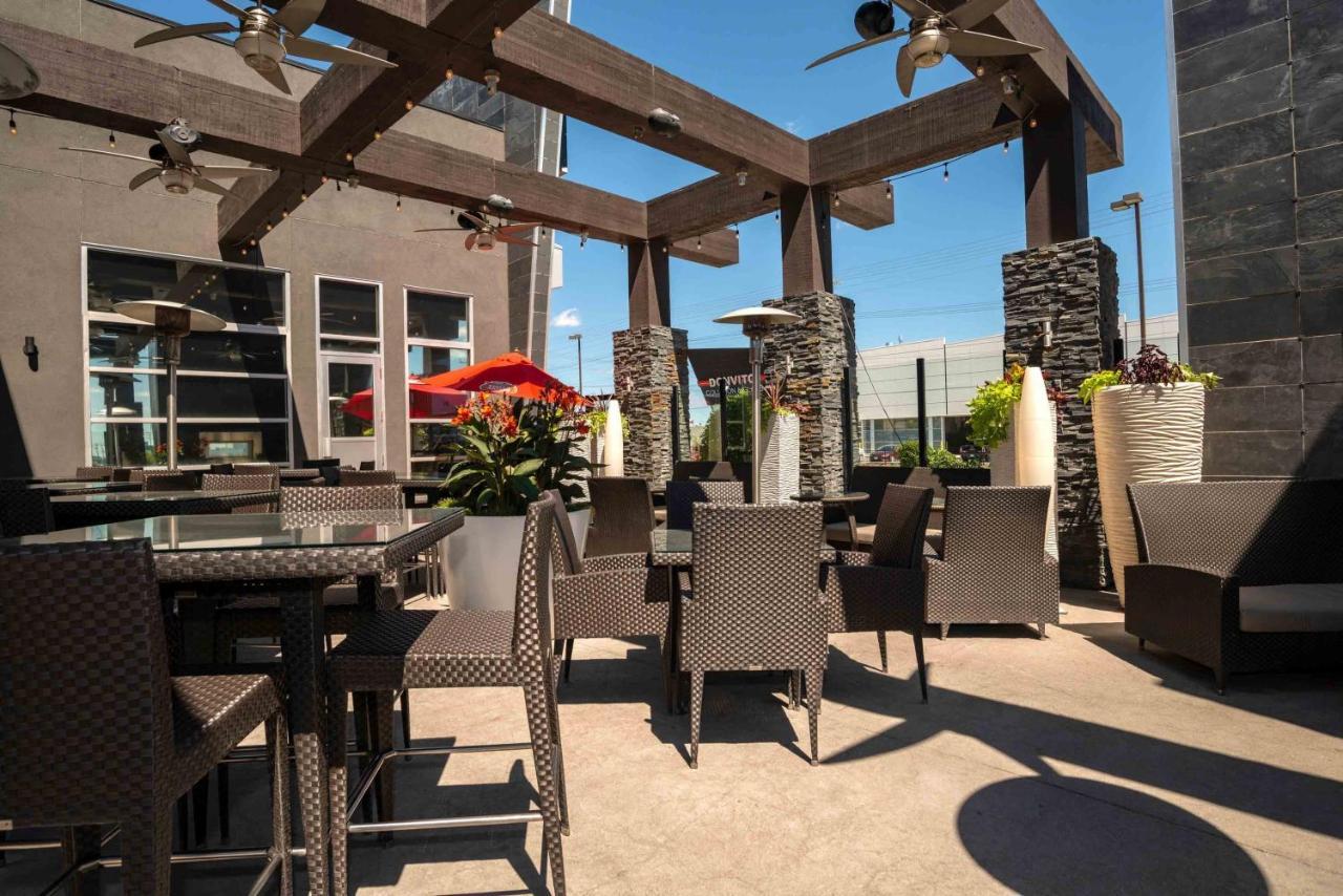 Sandman Hotel & Suites Winnipeg Airport Екстер'єр фото