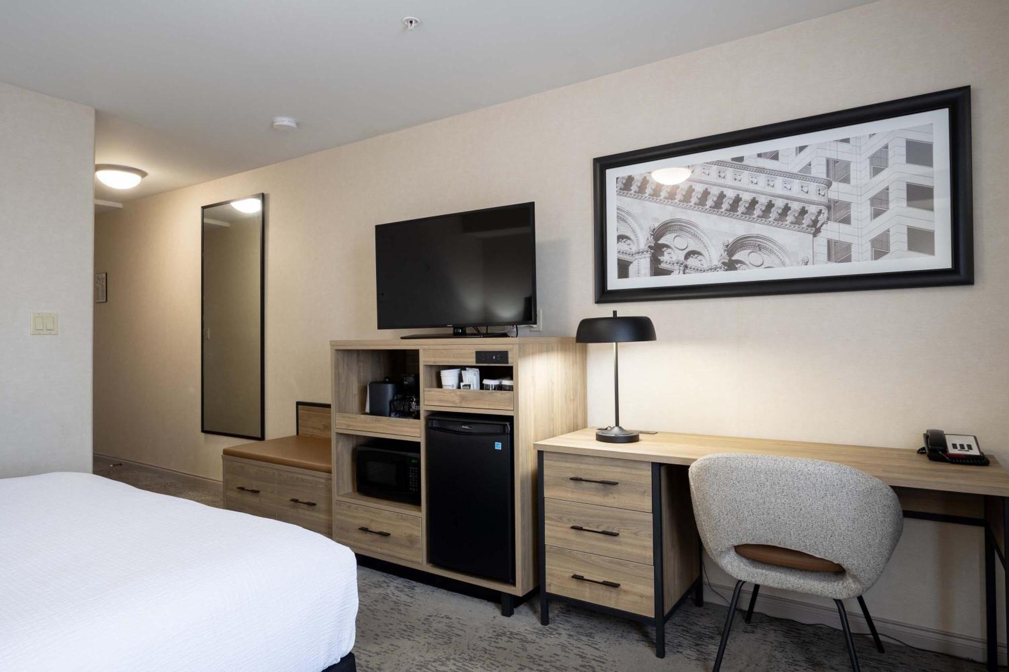 Sandman Hotel & Suites Winnipeg Airport Екстер'єр фото