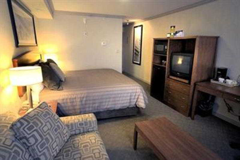 Sandman Hotel & Suites Winnipeg Airport Екстер'єр фото